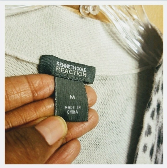 Kenneth Cole | Animal Print Silk Blend Short Sleeve Cardigan Sweater (Medium) - Picture 3 of 8